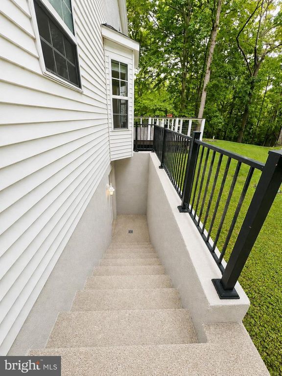 Image 50 of property listing at 8200 SYCAMORE CIR, Owings, MD 20736