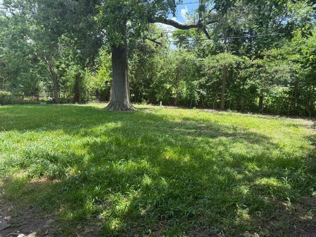 6403 Beekman Road, Houston, TX 77021
