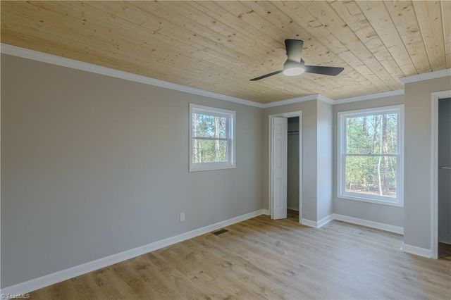 3014 Center Church Road, Thurmond, NC 28683