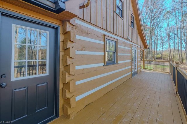 3014 Center Church Road, Thurmond, NC 28683