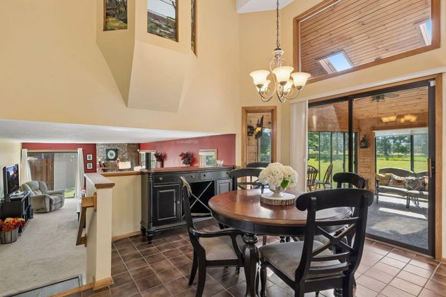 9629 Bennett Place, Eden Prairie, MN 55347