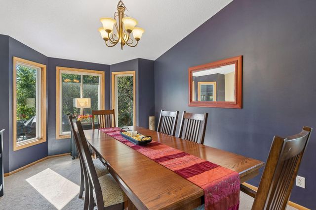 9629 Bennett Place, Eden Prairie, MN 55347