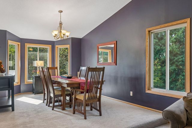 9629 Bennett Place, Eden Prairie, MN 55347