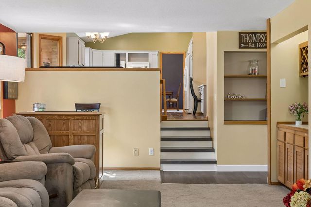 9629 Bennett Place, Eden Prairie, MN 55347