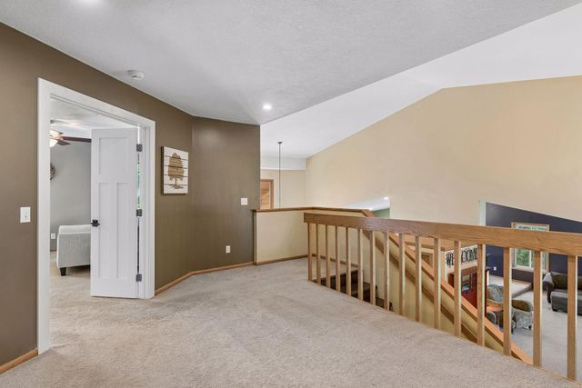 9629 Bennett Place, Eden Prairie, MN 55347