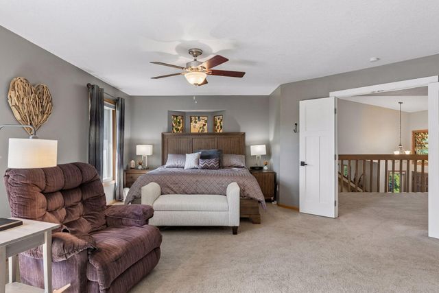 9629 Bennett Place, Eden Prairie, MN 55347
