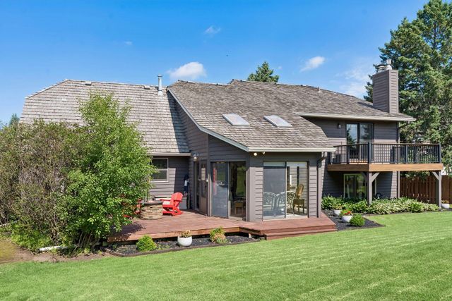 9629 Bennett Place, Eden Prairie, MN 55347