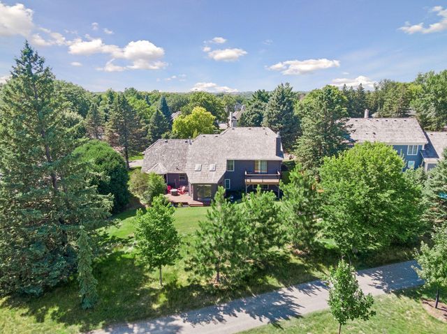9629 Bennett Place, Eden Prairie, MN 55347
