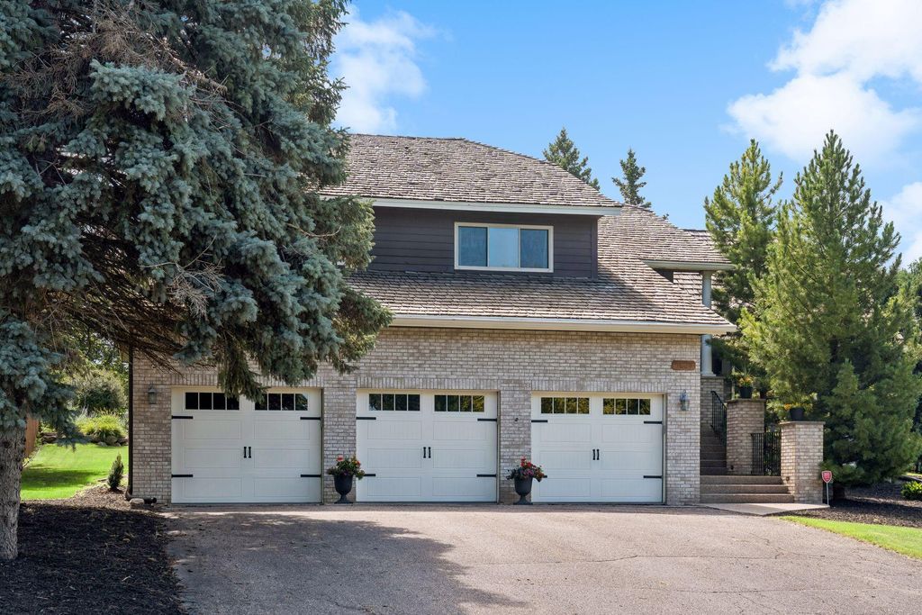 9629 Bennett Place, Eden Prairie, MN 55347 — photo 5