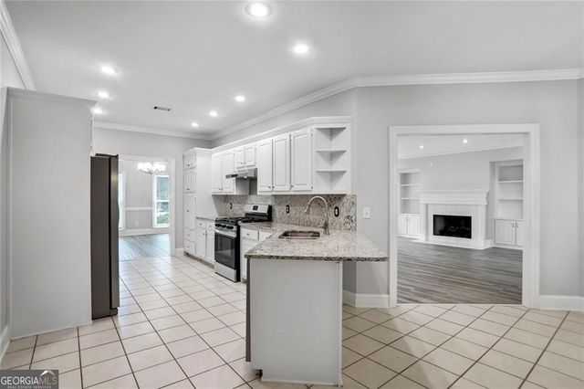 6310 Chestnut Parkway, Flowery Branch, GA 30542