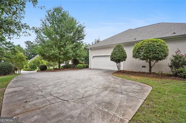 6310 Chestnut Parkway, Flowery Branch, GA 30542