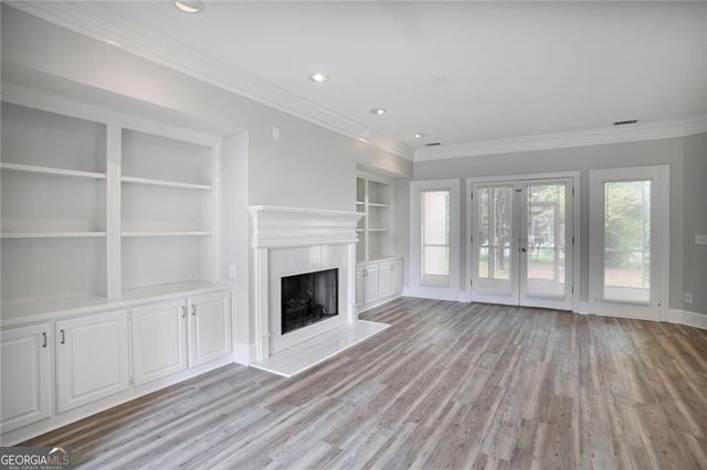 6310 Chestnut Parkway, Flowery Branch, GA 30542