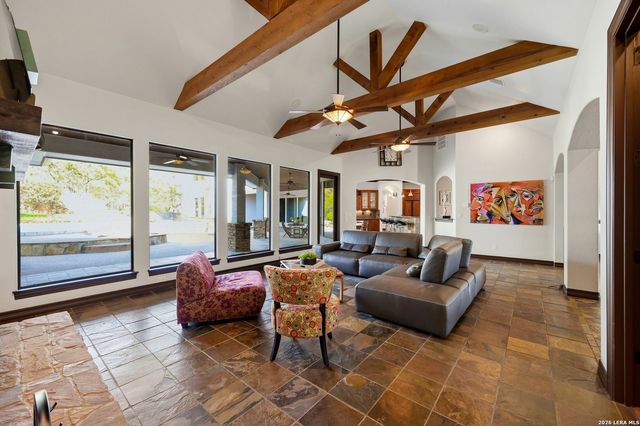 903 Foxton, San Antonio, TX 78260