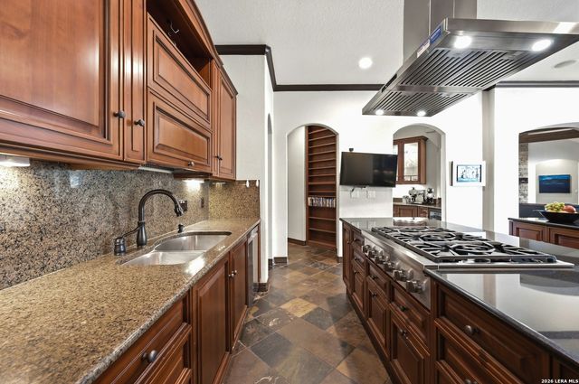 903 Foxton, San Antonio, TX 78260