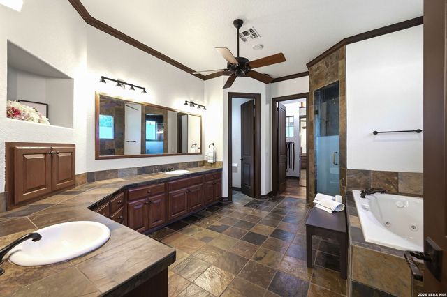 903 Foxton, San Antonio, TX 78260