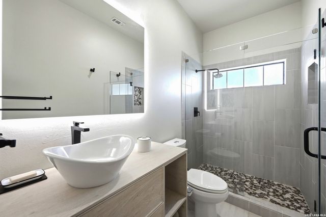 903 Foxton, San Antonio, TX 78260