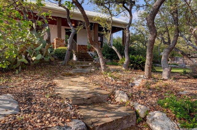 903 Foxton, San Antonio, TX 78260