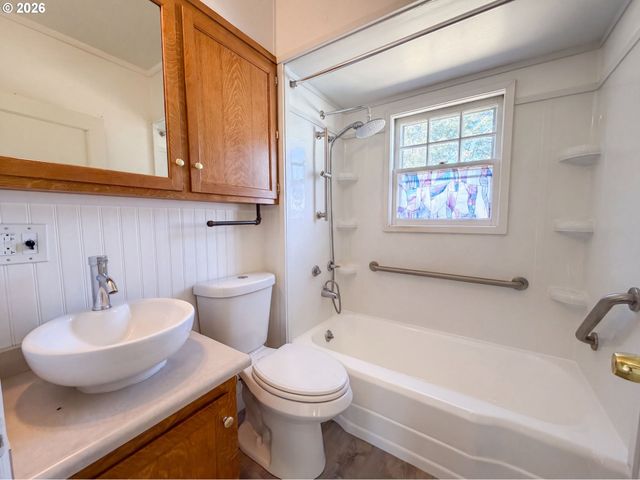4815 Se 99TH Ave, Portland, OR 97266