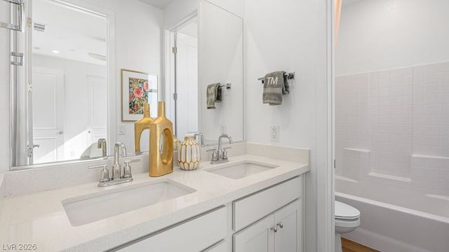 1438 Song Lark Lane, Las Vegas, NV 89138