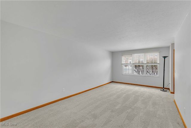 123 Shakespeare Lane, Avon, OH 44011