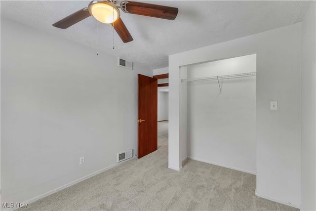 123 Shakespeare Lane, Avon, OH 44011