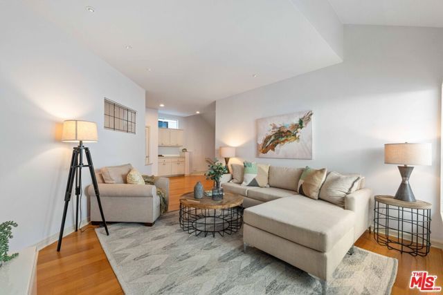 134 Roma Court, Marina Del Rey, CA 90292