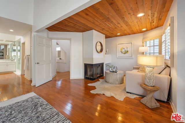 134 Roma Court, Marina Del Rey, CA 90292