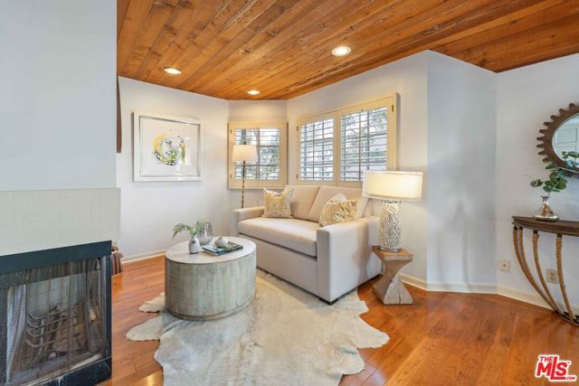 134 Roma Court, Marina Del Rey, CA 90292