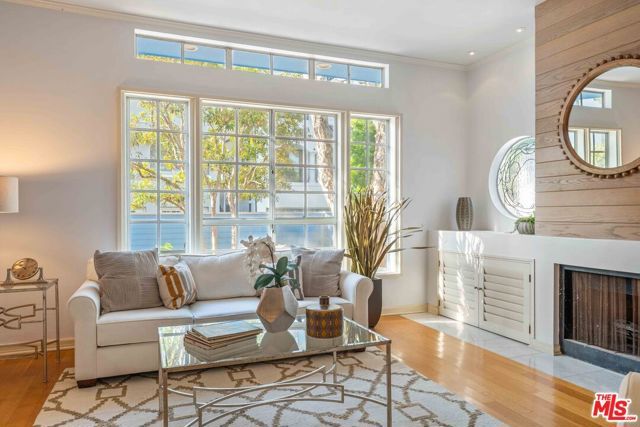 134 Roma Court, Marina Del Rey, CA 90292