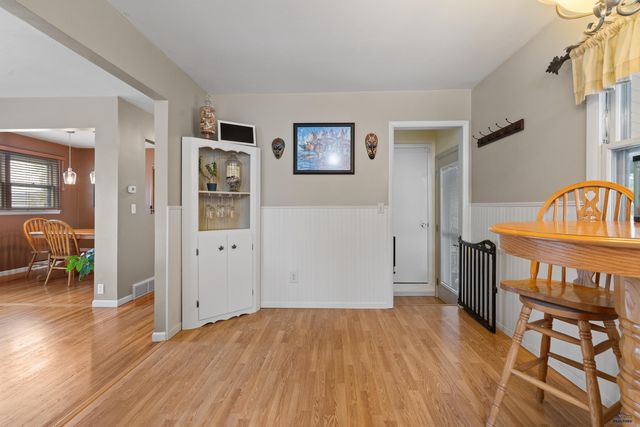 4213 BROOKSIDE DR, Rapid City, SD 57702