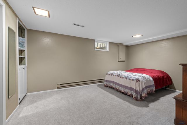 4213 BROOKSIDE DR, Rapid City, SD 57702