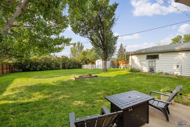 4213 BROOKSIDE DR, Rapid City, SD 57702