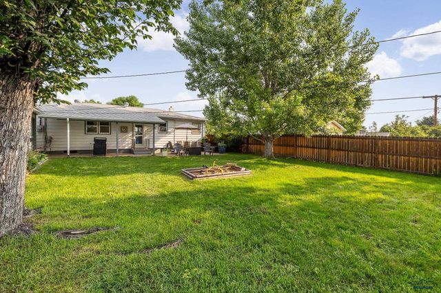 4213 BROOKSIDE DR, Rapid City, SD 57702