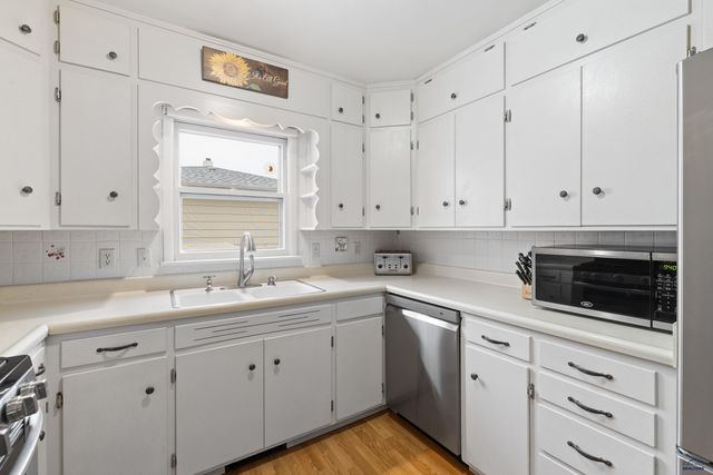 4213 BROOKSIDE DR, Rapid City, SD 57702