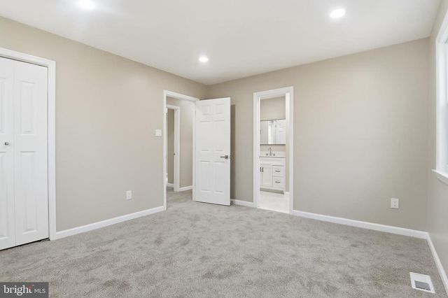 62 GRASSY LAKE RD, Shamong, NJ 08088