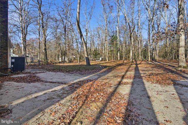 62 GRASSY LAKE RD, Shamong, NJ 08088