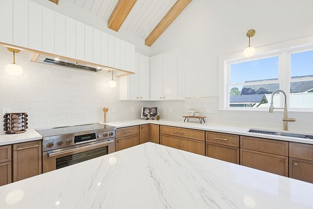 9 Cypress Rd, Natick, MA 01760