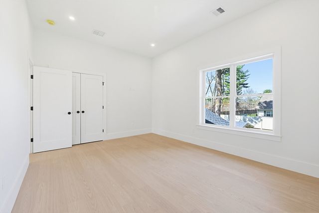 9 Cypress Rd, Natick, MA 01760