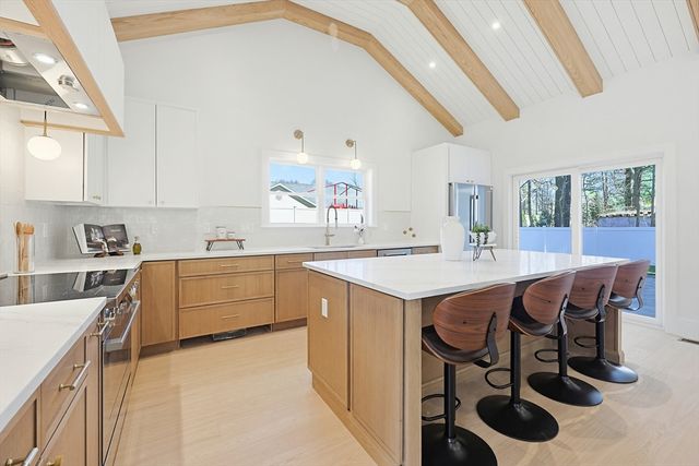 9 Cypress Rd, Natick, MA 01760