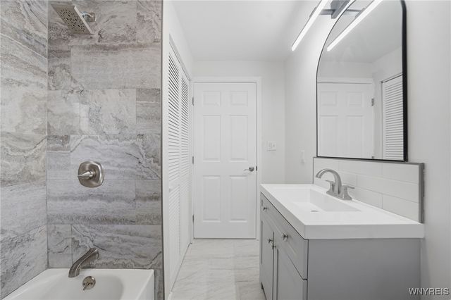 5407 Genesee Street, Lancaster, NY 14086