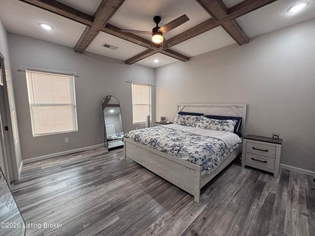 1103 Kirchdorfer Ln, Brandenburg, KY 40108
