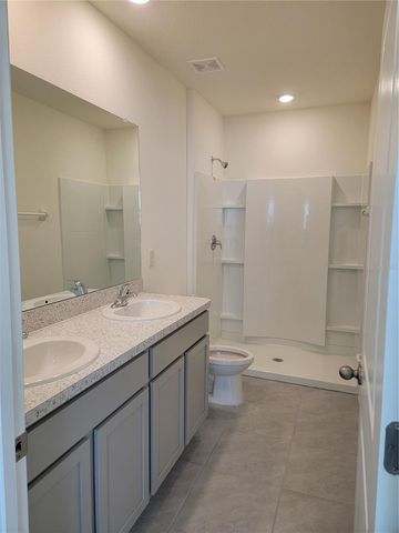 2892 EVERGREEN ELM PASS, Wesley Chapel, FL 33543