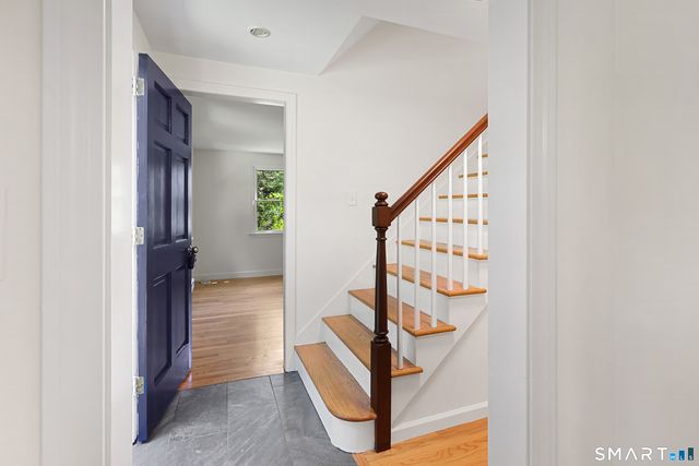 9 Katherine Gaylord Lane, Burlington, CT 06013