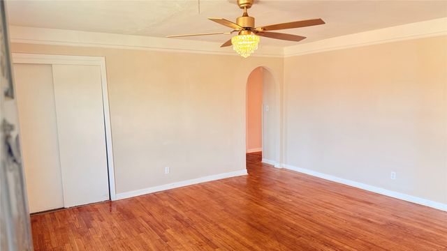 2816 Gardenia Street, Fort Worth, TX 76119