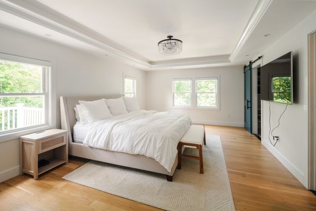 109 Country Ln, Westwood, MA 02090