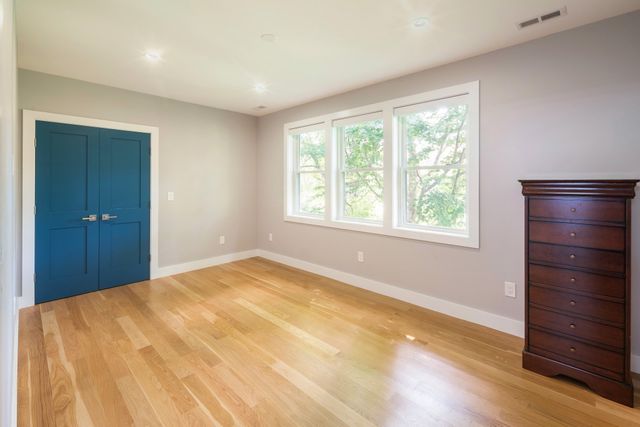 109 Country Ln, Westwood, MA 02090
