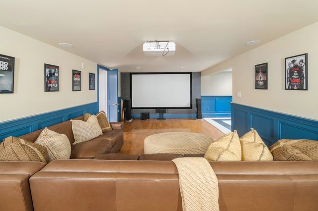 109 Country Ln, Westwood, MA 02090