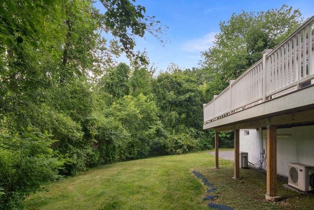 109 Country Ln, Westwood, MA 02090