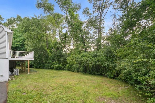 109 Country Ln, Westwood, MA 02090