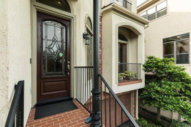 2334 Camden Drive, Houston, TX 77021